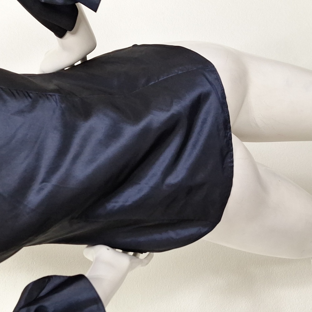 Naeem Khan Navy Blue 100% Silk Ruffle 3/4 Sleeves Button Front Blouse Size 8 - Picture 9 of 13